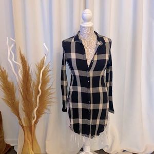 ZARA plaid longline long sleeve  button up top with side slits size XS